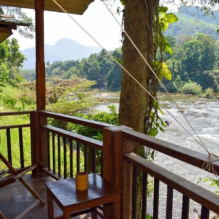 Rafters Retreat Hotel คิตุลกาลา ภายนอก รูปภาพ