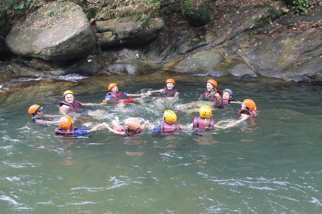 Rafters Retreat Hotel คิตุลกาลา ภายนอก รูปภาพ